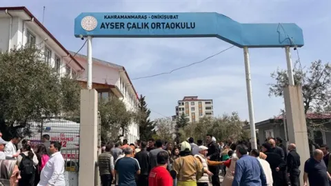 10 kişinin hayatını kaybettiği okul saldırısında 4 eğitimci için soruşturma izni
