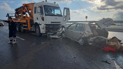 Adıyaman Gölbaşı'nda kamyonun karıştığı zincirleme kazada 7 kişi yaralandı