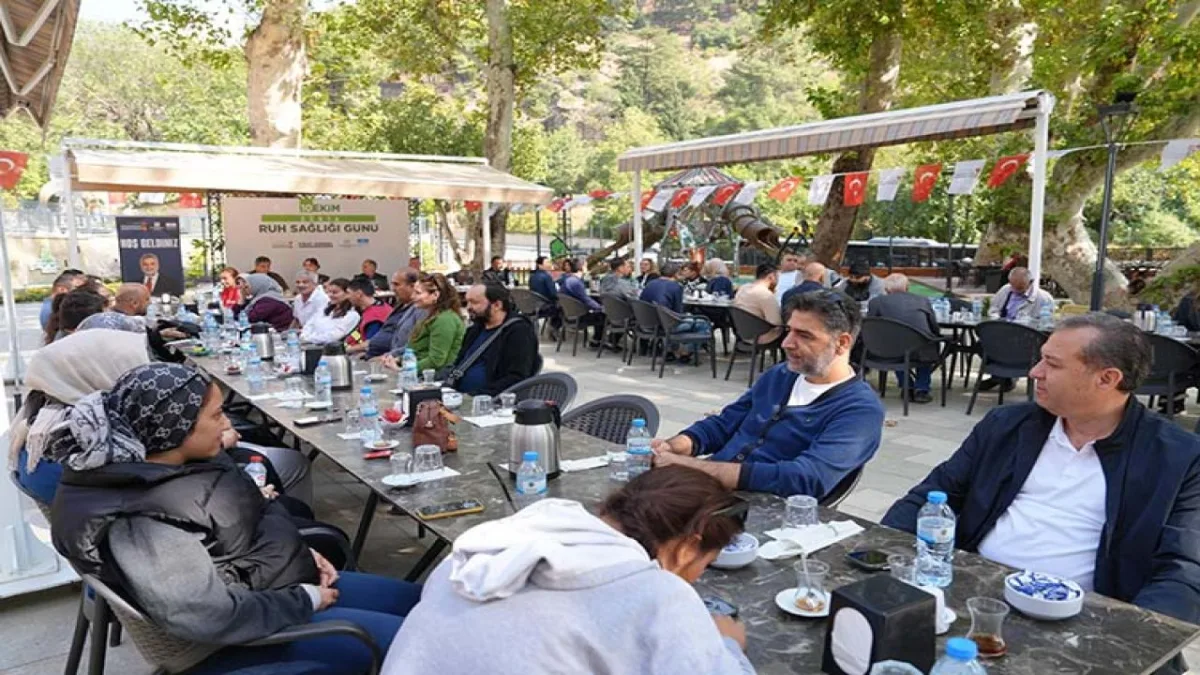 Büyükşehir, Dünya Ruh Sağlığı Günü’nde Gönüllere Dokundu