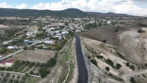 Büyükşehir’den Dulkadiroğlu Kırsalında Asfalt Seferberliği