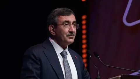 Cevdet Yılmaz’dan şehit polis Ahmet Türkoğlu için taziye mesajı