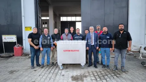 Elbistan Belediyesi çöp konteynerlerini kendi imkanlarıyla üretiyor