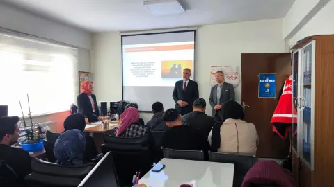 İl Müdürümüz Emre Çalğan Göksun Sosyal Hizmet Merkezi Müdürlüğünü Ziyaret Etti