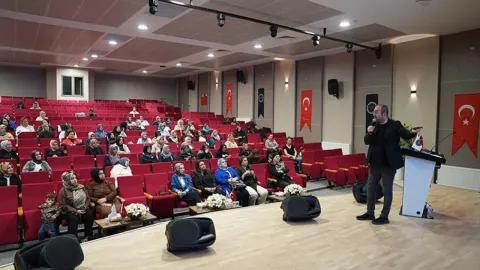 Kadın Üreticiler Büyükşehir'in Destekleriyle Kendilerini Geliştiriyor