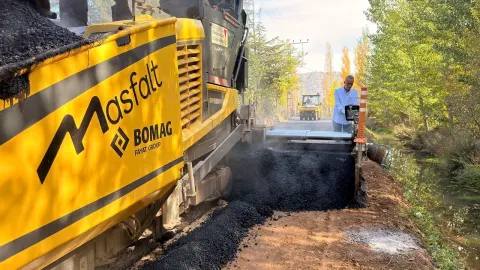 Kahramanmaraş Büyükşehir’den Göksun kırsalına asfalt yatırımı