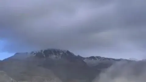 Kahramanmaraş’a Mevsimin İlk Karı Düştü