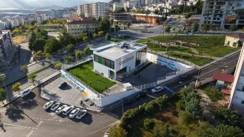 Kahramanmaraş’ın Çocuk Sanat Merkezine Büyük Onur: 117 Projeyi Geride Bırakıp Ödülü Kaptı!