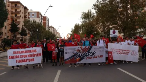 Kahramanmaraş’ta Amatör Spor Haftası Kortej Yürüyüşü Düzenlendi