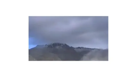 Kahramanmaraş'ta Berit Dağı'nın Zirvesine Mevsimin İlk Karı Düştü