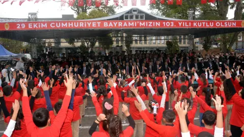 Kahramanmaraş’ta Cumhuriyet coşkusu