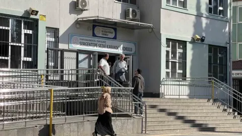 Kahramanmaraş'ta KPSS adayları kapıda kaldı: 1 dakika ile sınava giremediler