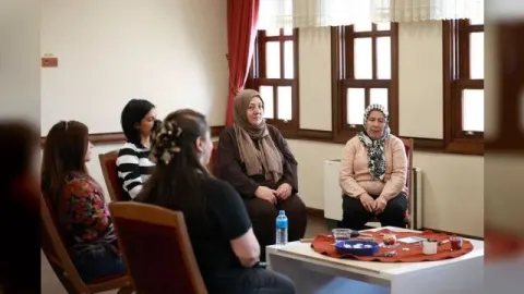 Osmangazi'de kadınlar meme kanseri konusunda dayanışma gösterdi