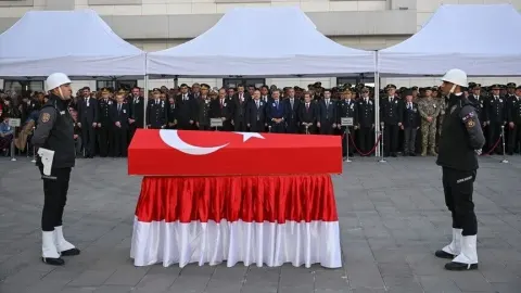 Şehit polis Türkoğlu son yolculuğuna uğurlandı