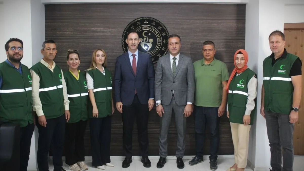 Yeşilay Mersin’den Göksun Öz’e ziyaret